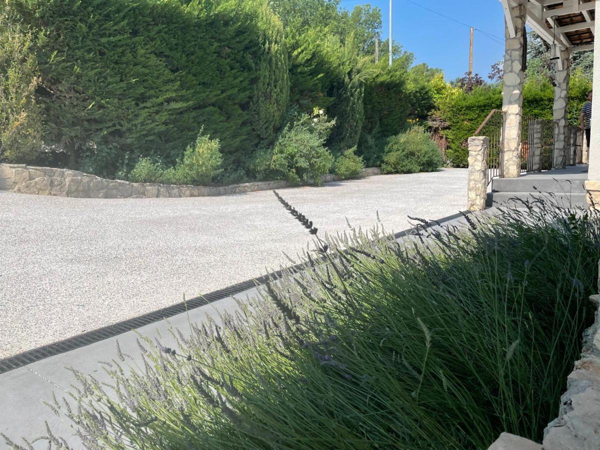 Villa Camille Céreste Esterno foto